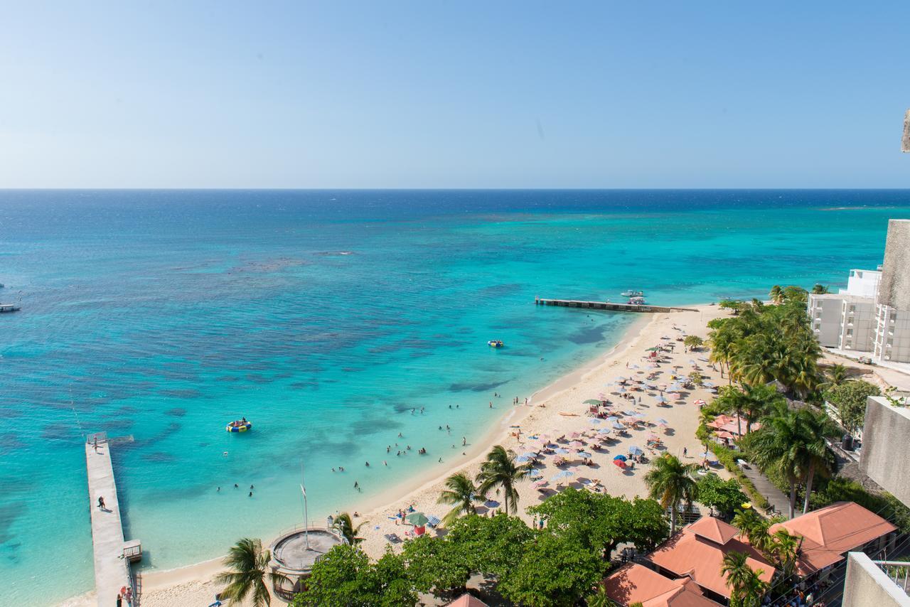 Deluxe Montego Bay Club Studio & Suites Exteriér fotografie